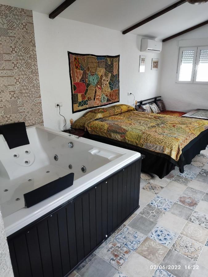 Villa egipto con jacuzzi y piscina climatizada Chiclana de la Frontera Exterior foto